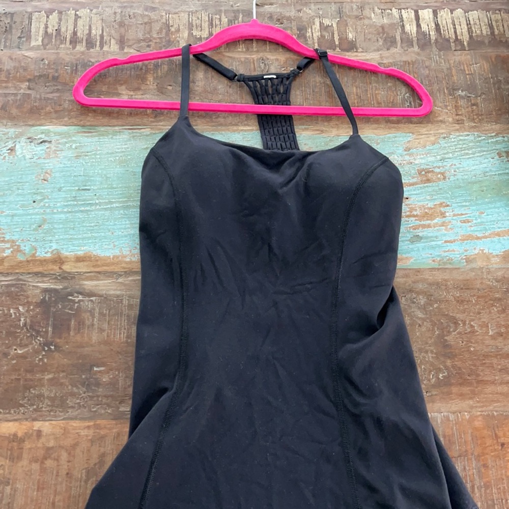 Lululemon Detailed Racerback Tank Size 6 black